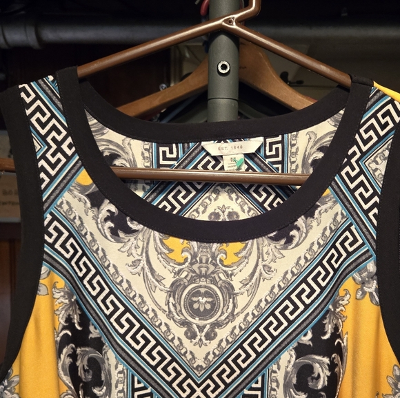 EST. 1949 beautiful tank top black yellow white misses size medium NWOT - Picture 3 of 7